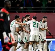 C罗补时造点，他走到马内身边让马内来主罚[2...7]